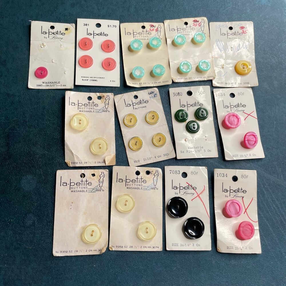 VTG Lot of La Petite Sewing Buttons on Cards Variety Sizes and Colors Craft